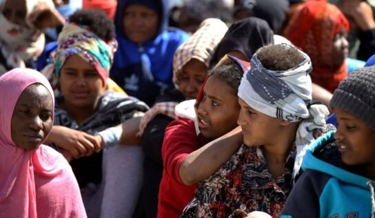 ليبيا تغرق في موجة المهاجرين.. وصرخة لا للتوطين تتصاعد