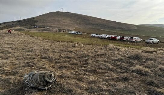 بعد اعتذار ألمانيا.. بريطانيا تتولى مهمة تحليل الصندوق الأسود لطائرة الحداد