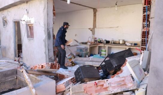 إصابة شخصين جراء انهيار عمارة متهالكة في المدينة القديمة