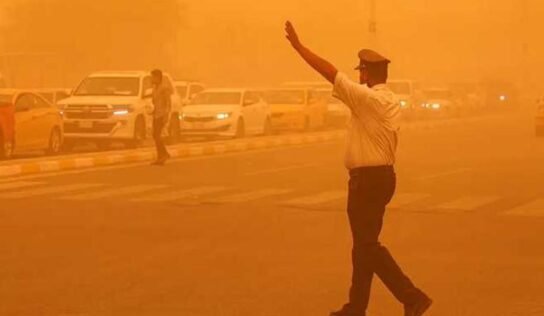 خبير طقس ينفي تغير مسار العاصفة ويحذر من شدة الرياح