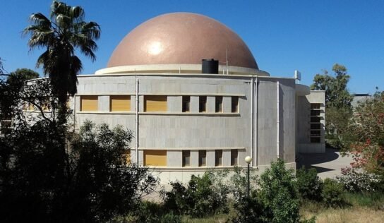 استحقاق معلق.. الاستفتاء على الدستور رهين الصراعات