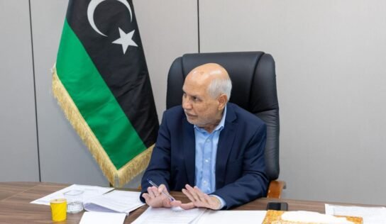 معزب لـ البوصلة: السايح يضلل الحقائق والمفوضية تتستر على القوى التي أفسدت الانتخابات