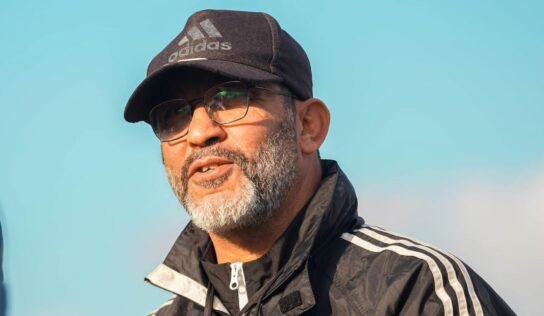 الحضيري يعود لقيادة التحدي خلفا لطارق ثابت