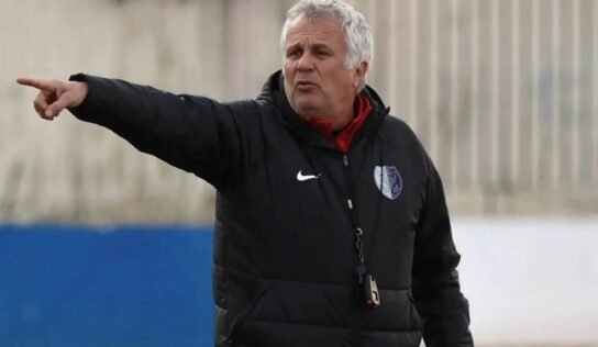 السويحلي ينهي عقد مدربه الصربي زوران