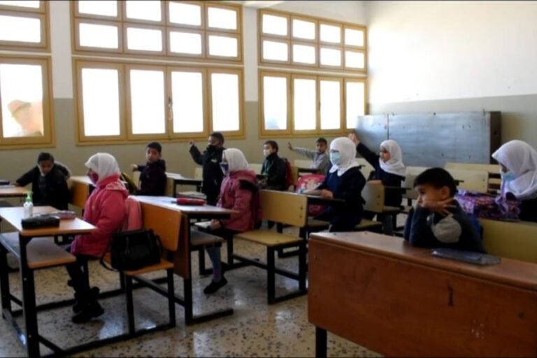 “التعليم” تعلن جدول الدوام والاختبارات النصفية في رمضان