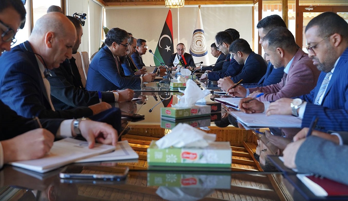 حكومة الوحدة تحذر البعثات الدبلوماسية من إبرام أي تفاهمات خارج قنواتها الرسمية