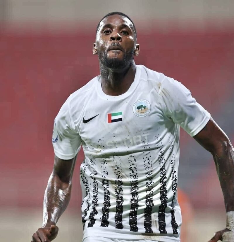 الكاميروني أناتولي أبانغ ينضم إلى صفوف الاتحاد