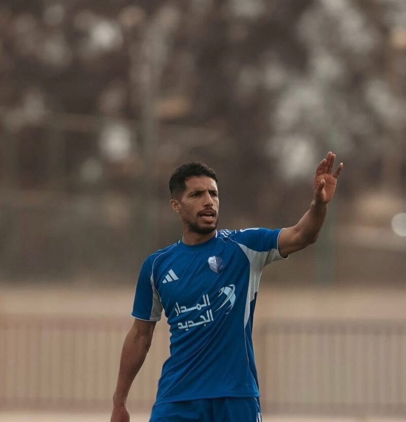 بعد تجربة قصيرة مع الهلال.. الشامخ العبيدي يعود إلى الأخضر