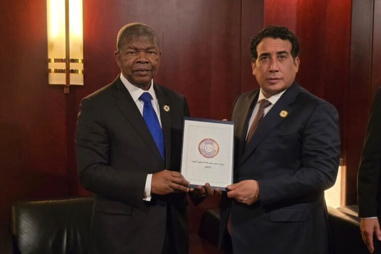 المنفي يراهن على خيار المصالحة ويدعو الليبيين إلى استعادة الثقة في الدولة