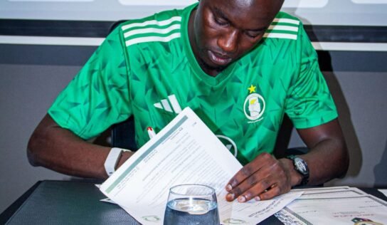 الأهلي طرابلس يتعاقد مع السنغالي لامين كامارا لدعم صفوفه