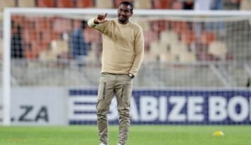 الجنوب أفريقي موكينا يقترب من الاتحاد