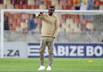 الجنوب أفريقي موكينا يقترب من الاتحاد