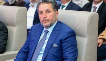 سويكر لـ البوصلة: انهيار الدينار جرس إنذار أخير يكشف فشل السياسات