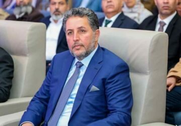 سويكر لـ البوصلة: انهيار الدينار جرس إنذار أخير يكشف فشل السياسات