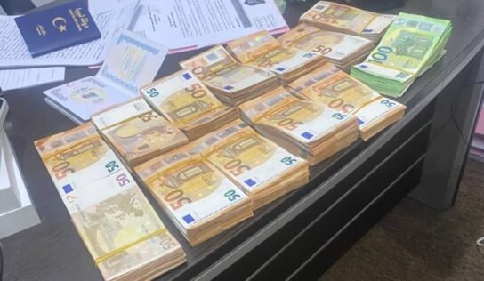 إحباط تهريب 140,000 يورو عبر مطار معيتيقة الدولي