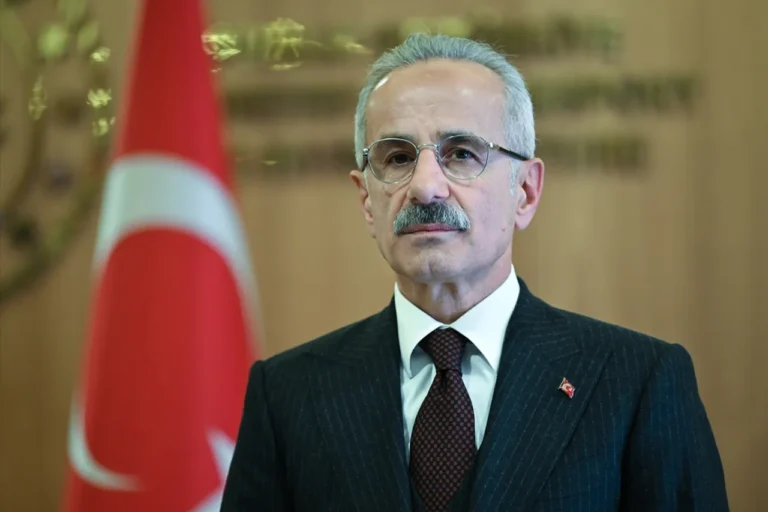 أوغلو يعلن فك رموز الصندوق الأسود لطائرة “الحداد” ويكشف تفاصيل اللحظات الأخيرة