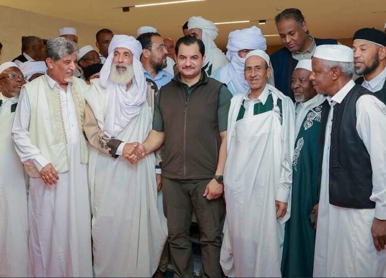 من الزي العسكري إلى البدلة المدنية.. صدام حفتر يختبر مقاربة جديدة مع الجنوب