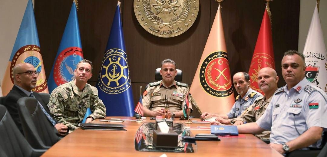 تعزيز الجاهزية والتدريب.. النمروش يبحث التعاون العسكري مع واشنطن