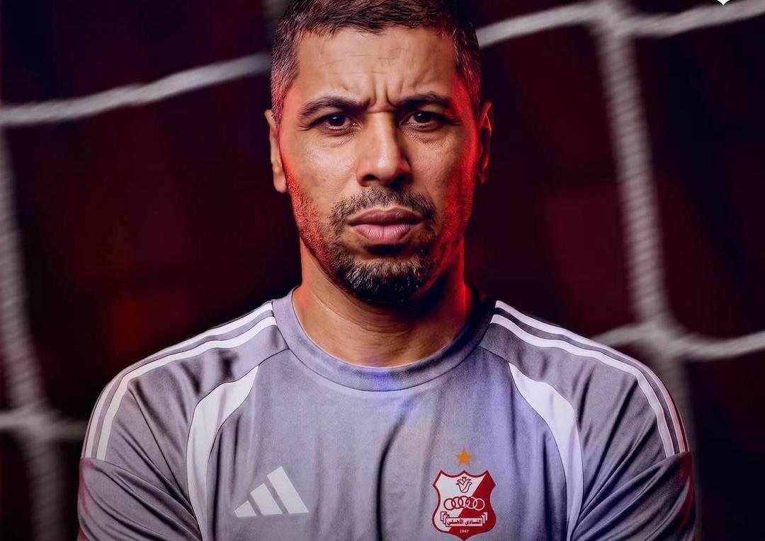 رسميًا.. محمد نشنوش حارسًا للأهلي بنغازي