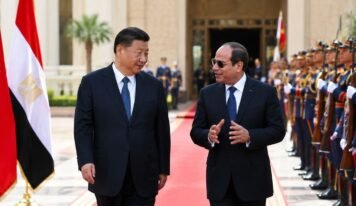 شي جين بينغ في القاهرة.. مصر والصين تبحثان تعميق الشراكة الاستراتيجية