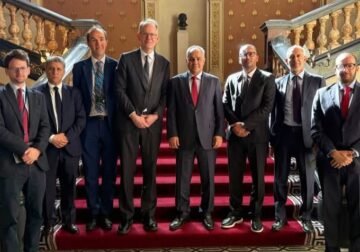 في لندن.. عيسى يبحث توحيد الإنفاق العام وتعزيز الرقابة المصرفية