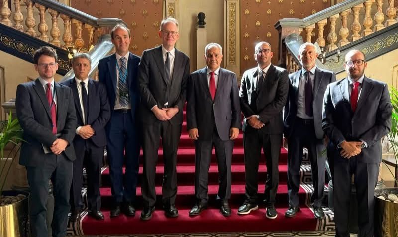 في لندن.. عيسى يبحث توحيد الإنفاق العام وتعزيز الرقابة المصرفية
