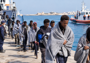 وصول 61 مهاجرًا إلى لامبيدوزا بعد إنقاذهم قبالة السواحل الليبية