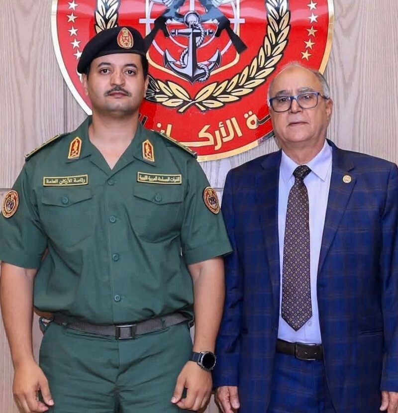 خالد حفتر يهنئ رئيس مجلس النواب الجديد ويؤكد أهمية توحيد مؤسسات الدولة